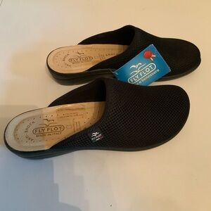 Fly Flot Women's Black Mules